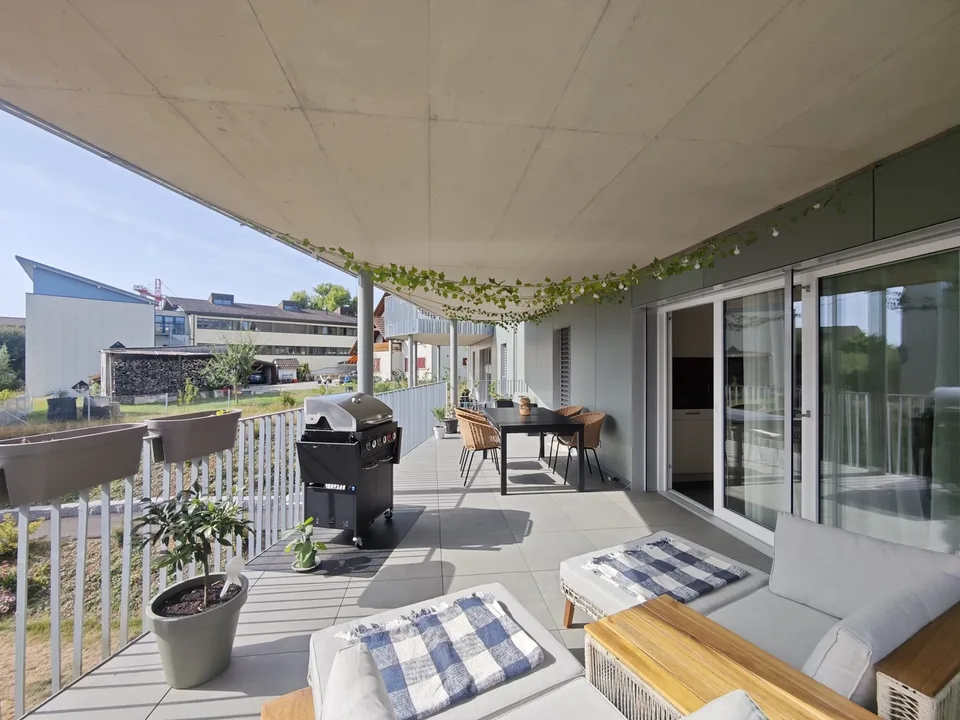 Appartement moderne et spacieux de 5,5 pièces à louer à partir du 16.09.2026