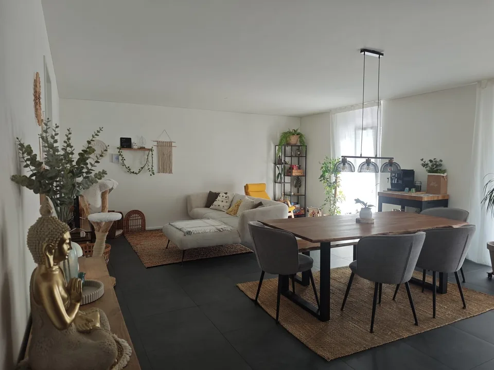 Appartement moderne et spacieux de 5,5 pièces à louer à partir du 16.09.2026