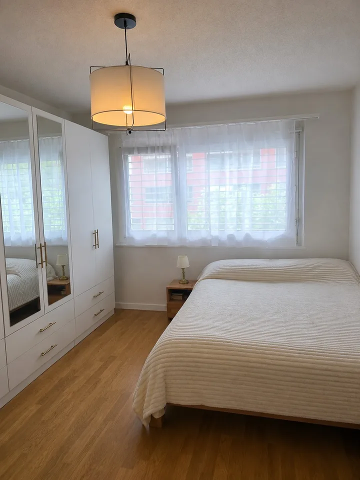 Möbelierte 2.5 Zi.Wohnung in bester Lage