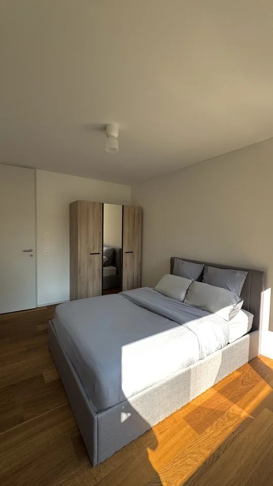 Beautiful Modern Room in Premium 2-Bedroom Apartment | Parking | Available Immediately