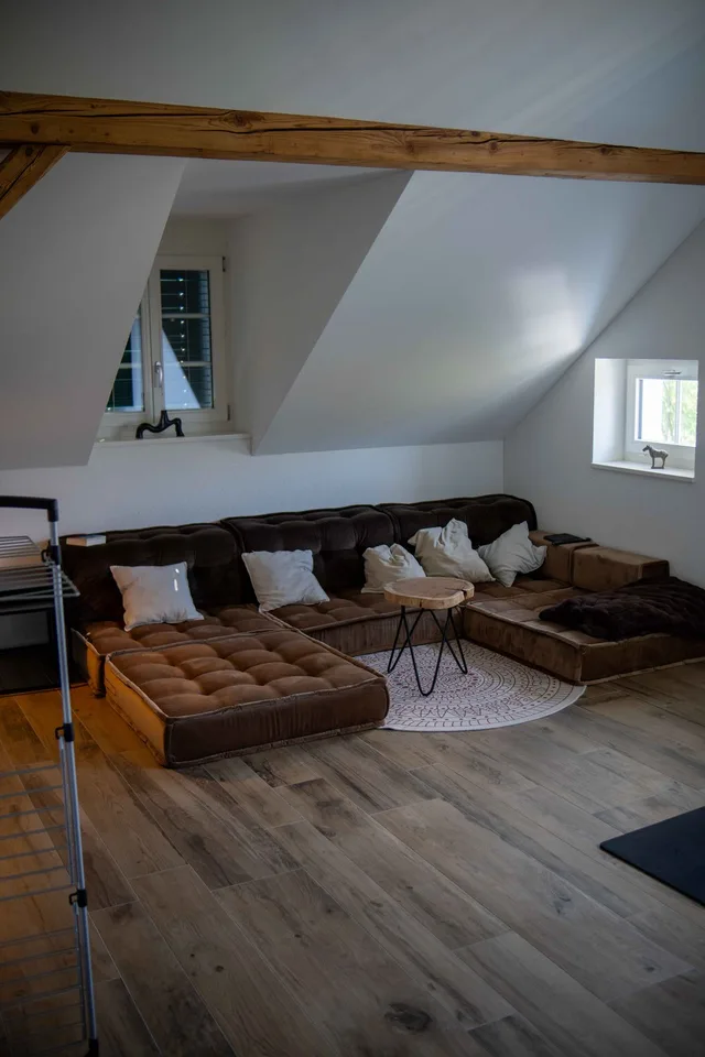 Voll möblierte 3-Zimmer-Wohnung inkl. Parkplatz (01.11.2026 – 28.02.2027)