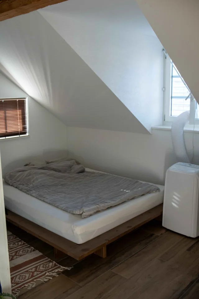 Voll möblierte 3-Zimmer-Wohnung inkl. Parkplatz (01.11.2026 – 28.02.2027)