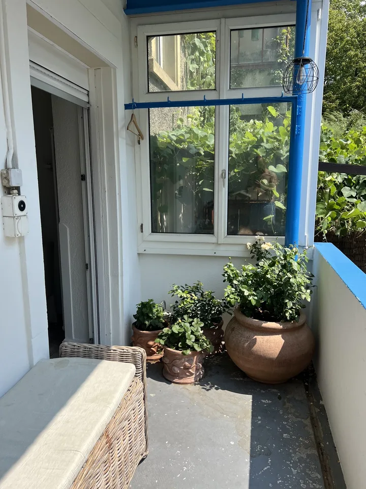Sehr Ruhige Garten 3 1/2 Wohnung im EG in nur wenigen Minuten zu Fuss am Rhein