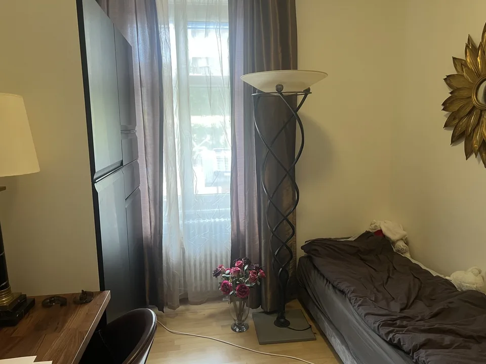 Sehr Ruhige Garten 3 1/2 Wohnung im EG in nur wenigen Minuten zu Fuss am Rhein