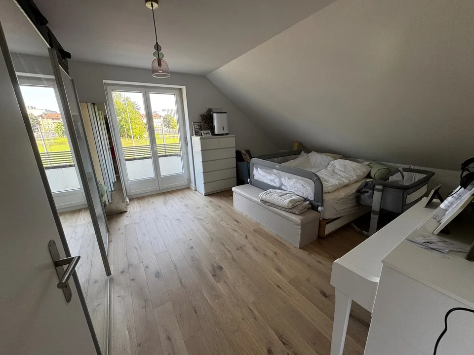 Helle und grosszügige 4.5-Zimmer-Wohnung in Bern zur befristeten Untermiete