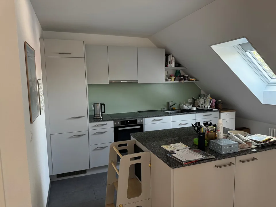 Helle und grosszügige 4.5-Zimmer-Wohnung in Bern zur befristeten Untermiete