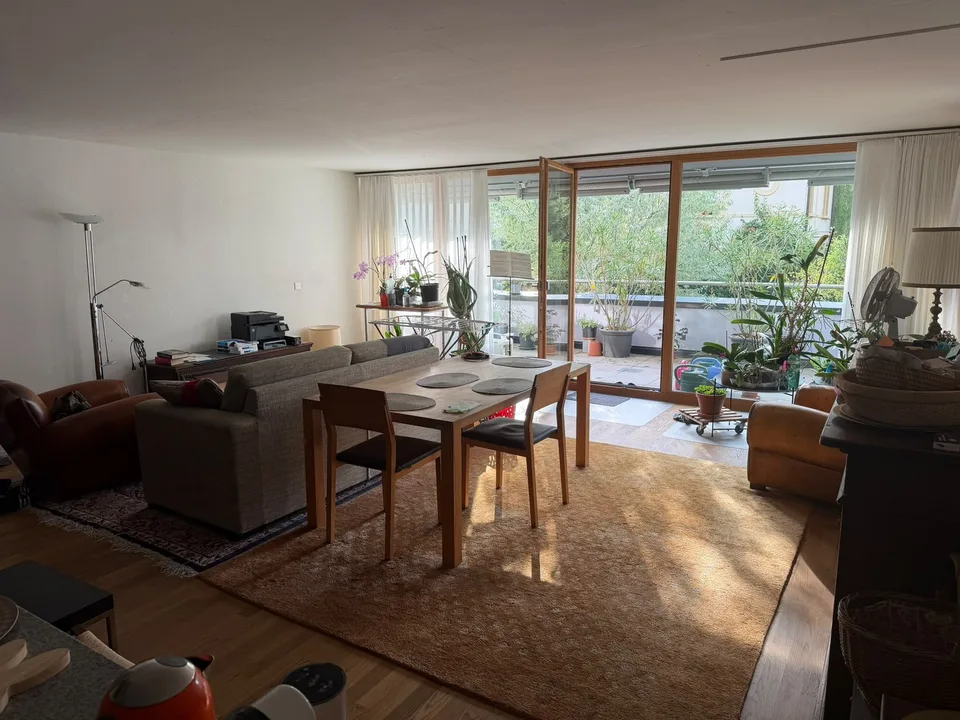 Moderne 3.5-Zimmer-Wohnung mit 26 m² Terrasse