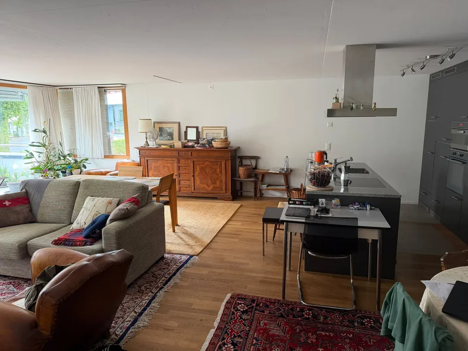 Moderne 3.5-Zimmer-Wohnung mit 26 m² Terrasse