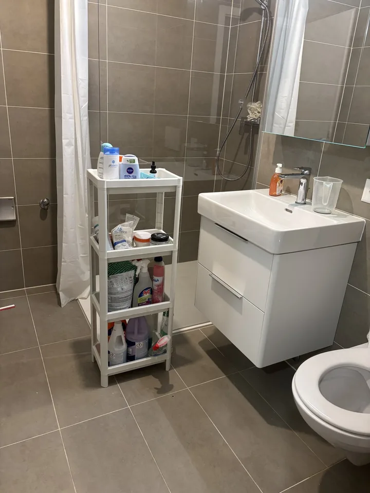 Transfer of lease- 1.5 room