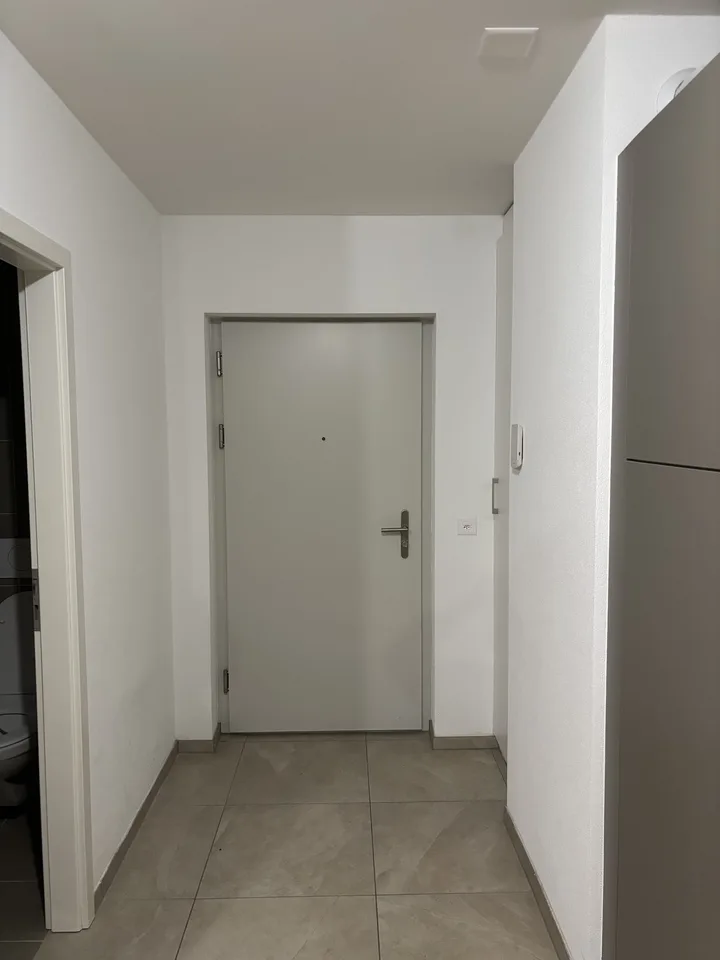 Transfer of lease- 1.5 room