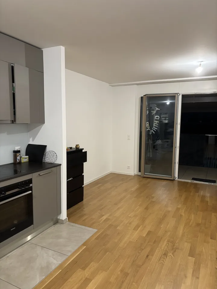 Transfer of lease- 1.5 room