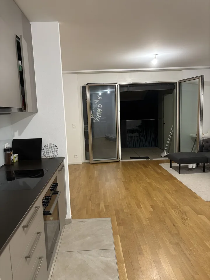 Transfer of lease- 1.5 room