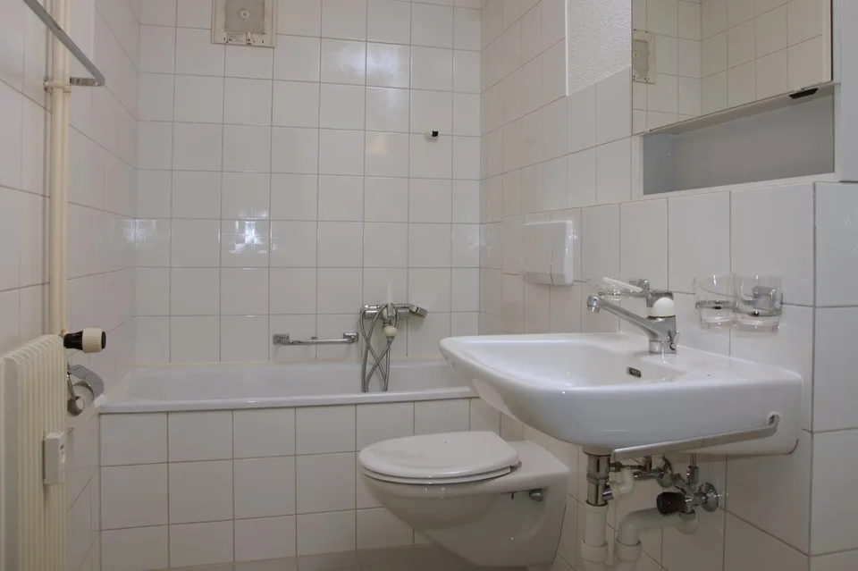 Kleinwohnung mit Gartensitzplatz in gepflegter Liegenschaft
