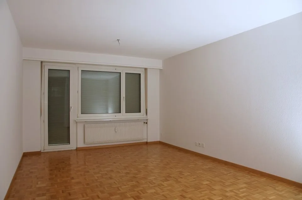 Kleinwohnung mit Gartensitzplatz in gepflegter Liegenschaft