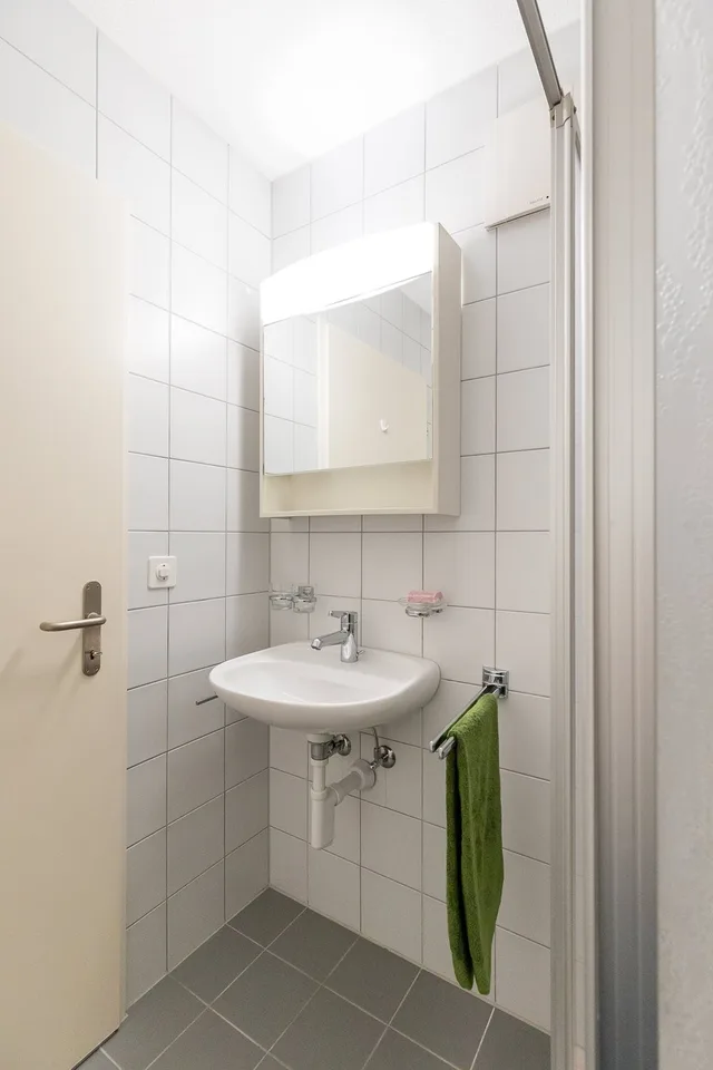 Move into new housing happiness!