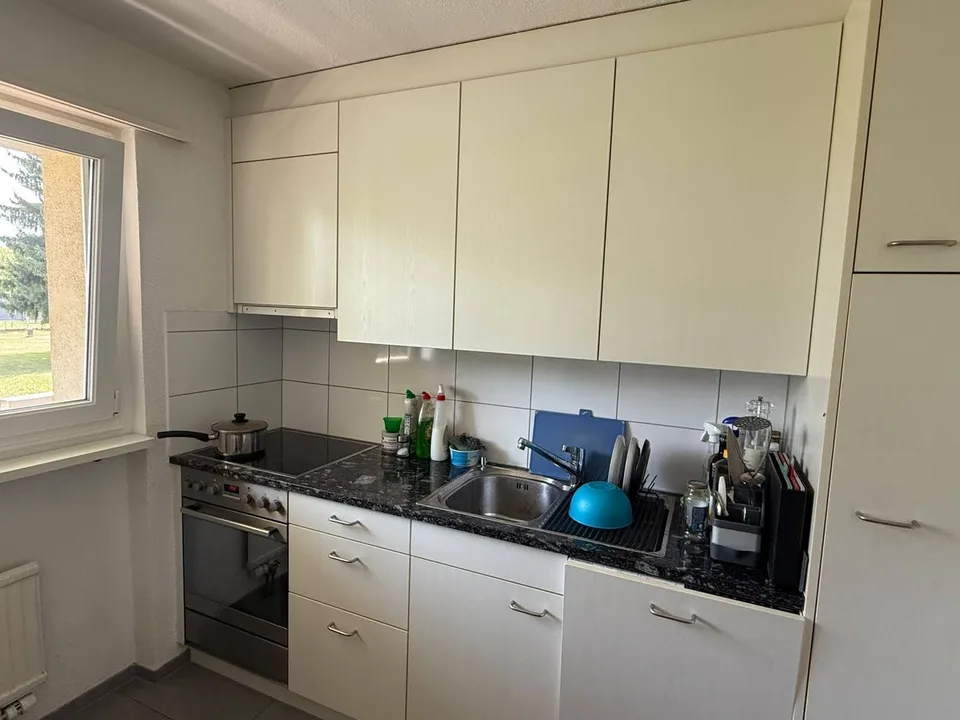 Wohnung mit Balkon und guten ö.V. Anbindungen