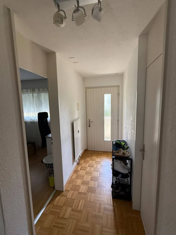 Wohnung mit Balkon und guten ö.V. Anbindungen