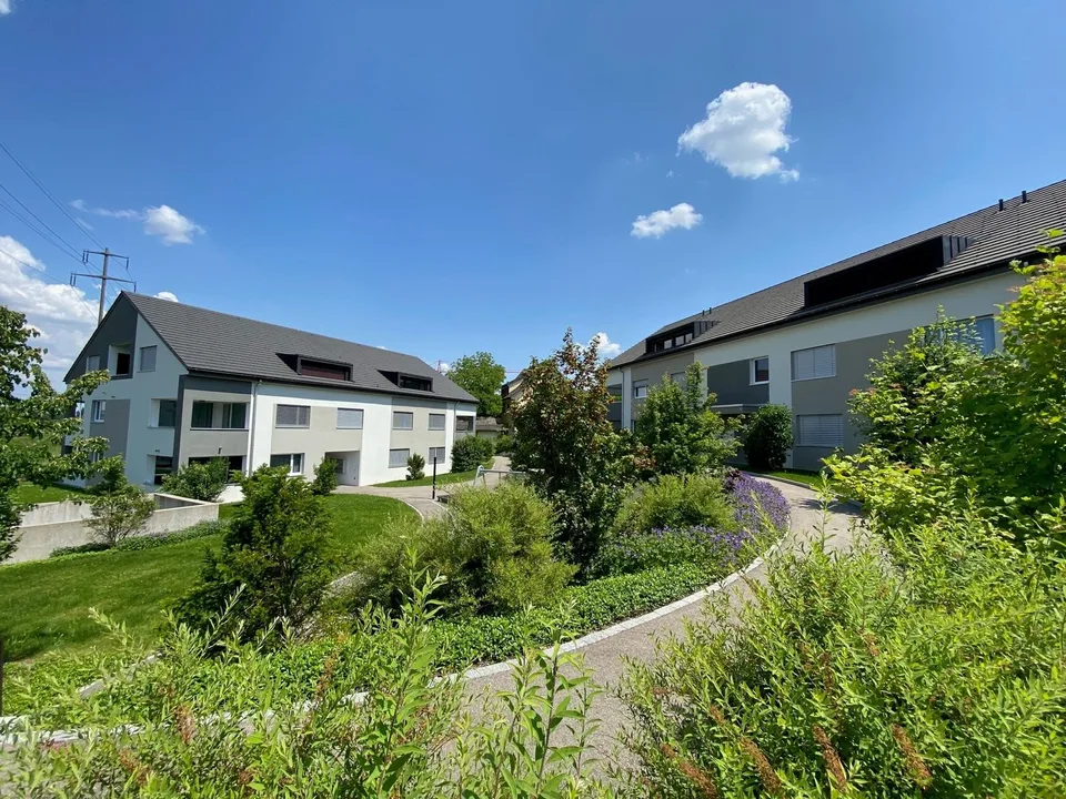 Wow, 3.5 Z-Wohnung mit grossem Balkon