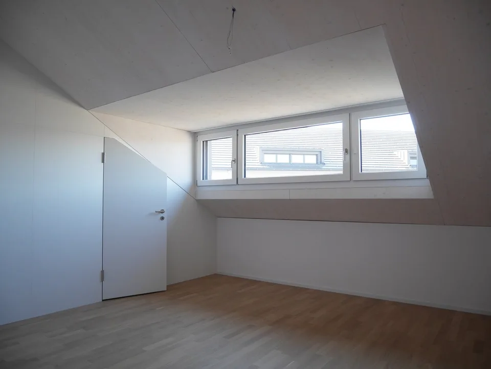 Wow, 3.5 Z-Wohnung mit grossem Balkon