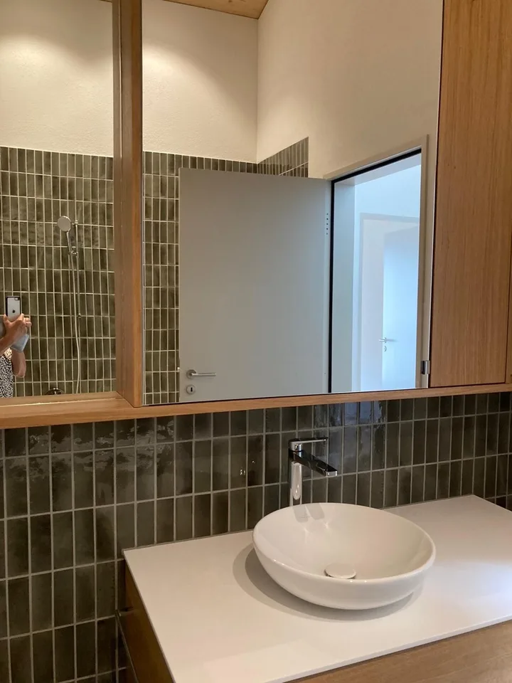 2 WG Mitbewohner:innen für schönes, modernes Haus in Zizers gesucht