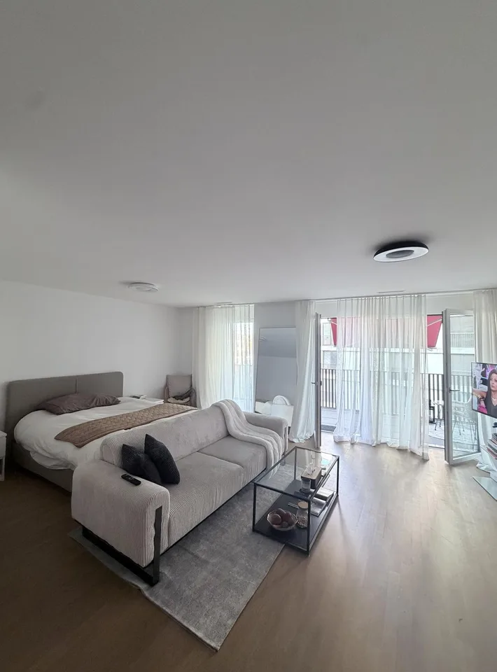 Möblierte 1.5-Zimmer-Wohnung mit Terrasse & Parkplatz in Dübendorf – ab Oktober