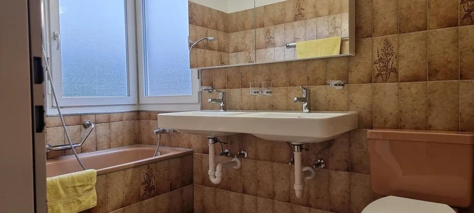 Lichtdurchflutete 4 1/2-Zimmerwohnung zu vermieten