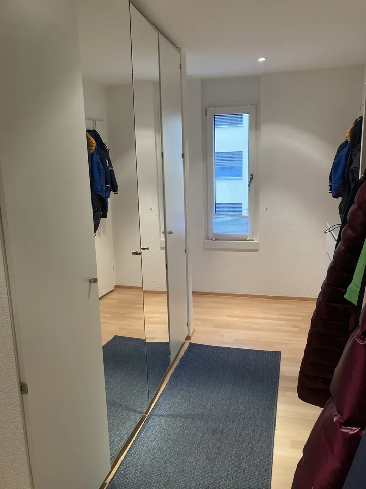 Spacious, Bright and Cousy 4th-floor apartment for rent in Zurich