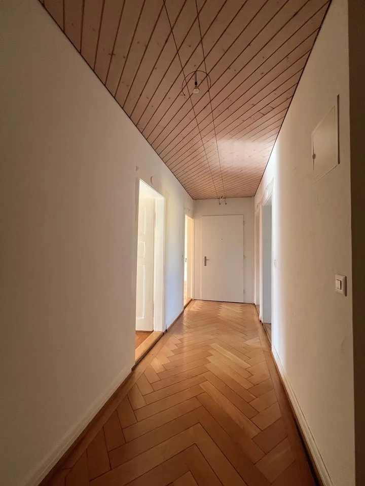 Charmante 4.5-Zimmer-Maisonette-Wohnung im Herzen von Zürich – Kreis 3