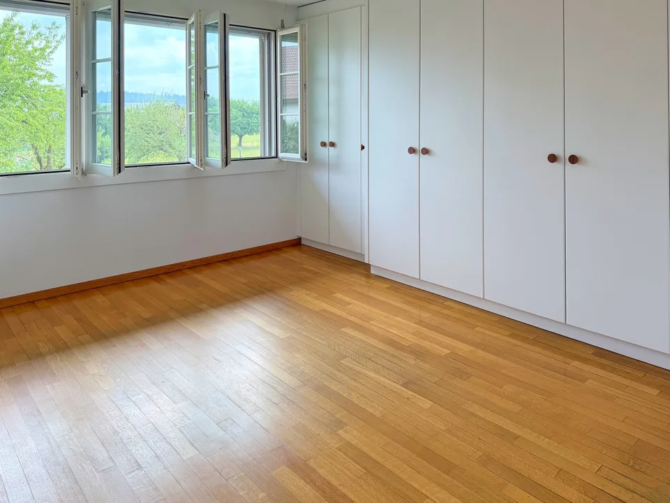 Grosszügige 3.5-Zimmer-Wohnung am Naturschutzgebiet Katzensee