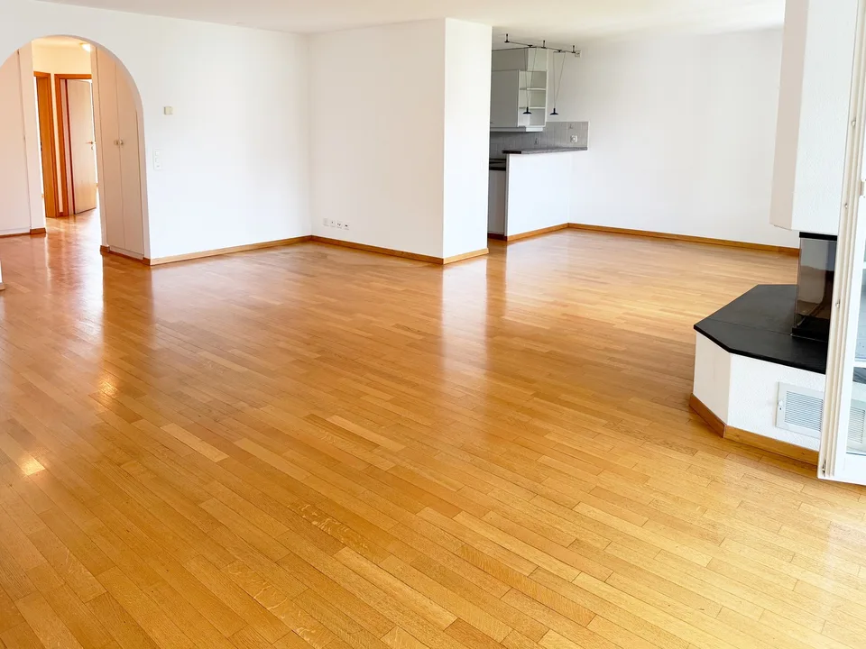 Grosszügige 3.5-Zimmer-Wohnung am Naturschutzgebiet Katzensee
