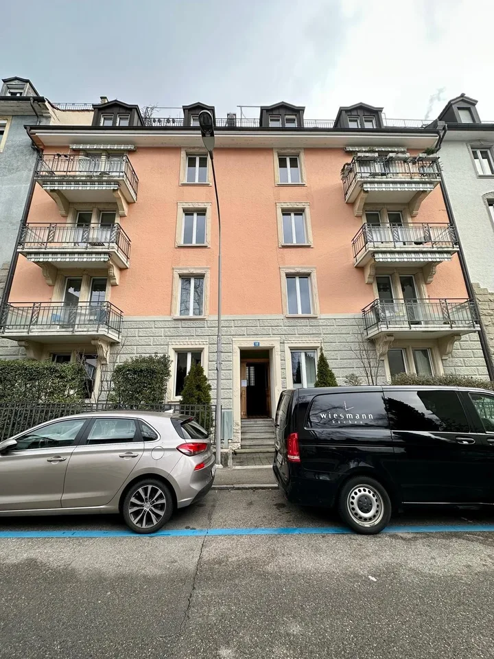 Schwingerstrasse 12, 8006 Zurich - CHF 5’500 inkl. NK pro Monat