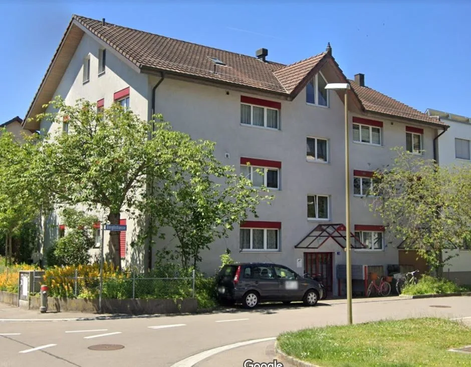 Tiefgaragenplatz in kleiner Tiefgarage