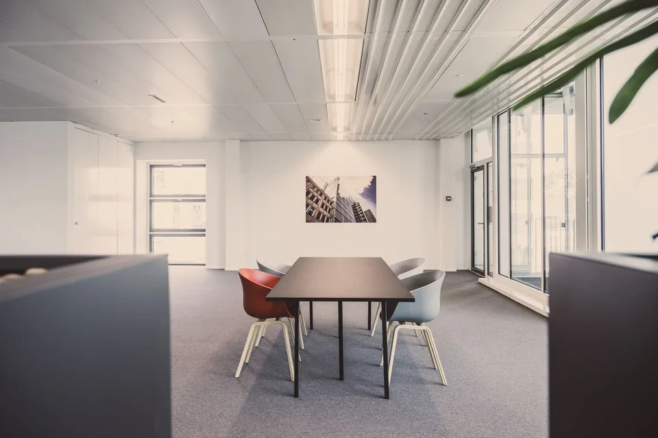 Entdecken Sie unser ikonisches Bürohochhaus