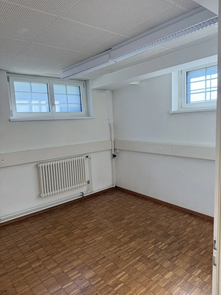 Attraktives Atelier / Gewerberäume mit Tageslicht - vielseitig nutzbar