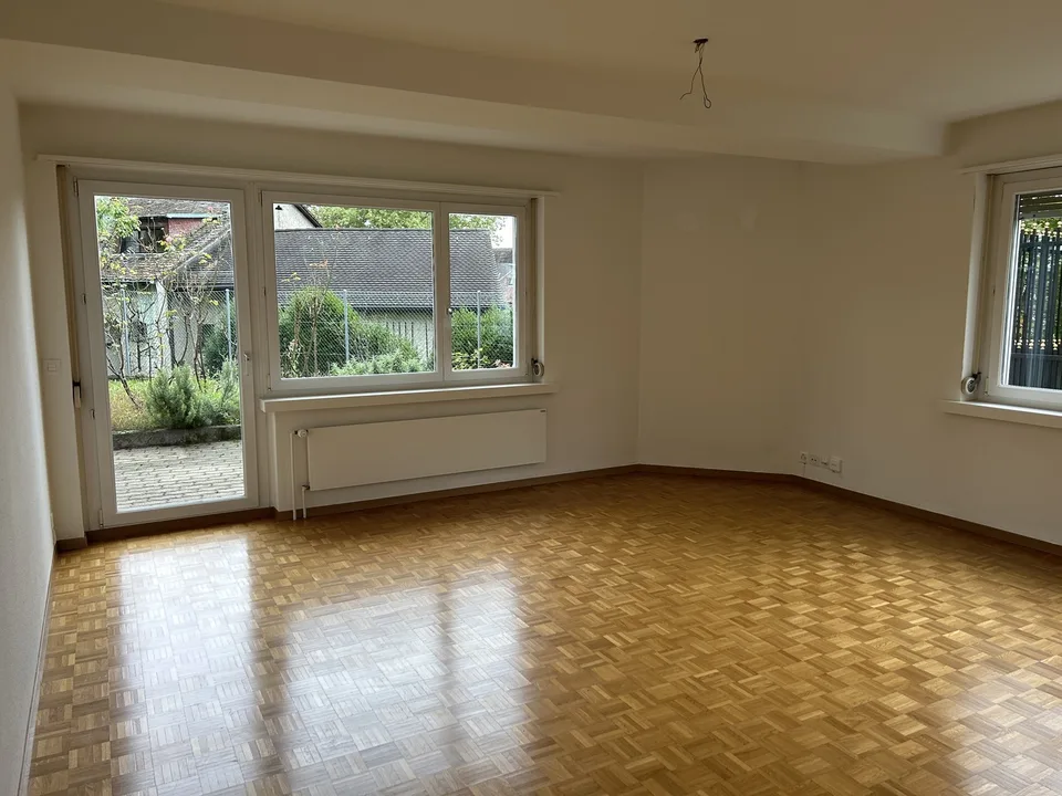 Attraktive 4-Zimmerwohnung mit Balkon an begehrter Lage in Zürich