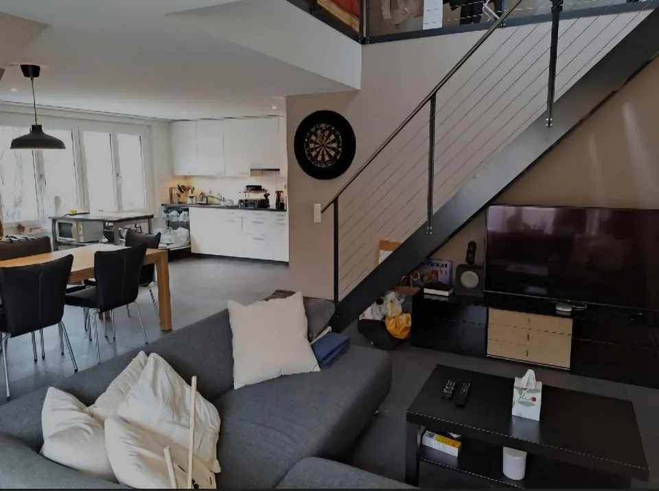 Schönes WG-Zimmer mit eigenem Bad und Dachterrasse im Bruchquartier