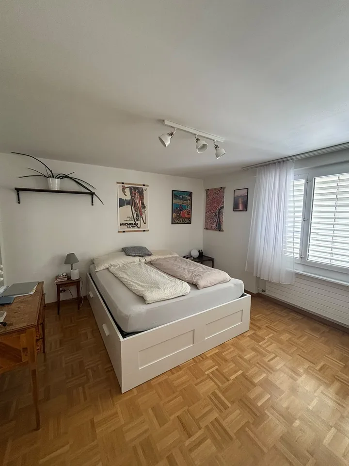 Schönes WG-Zimmer mit eigenem Bad und Dachterrasse im Bruchquartier