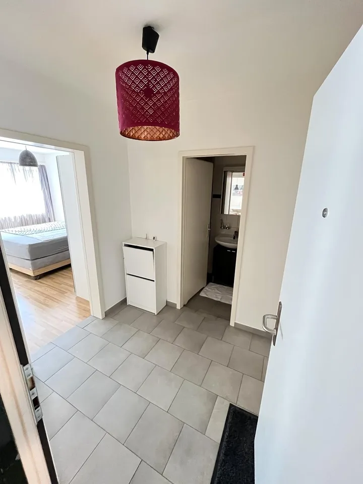 Helle 2-Zimmer-Wohnung mit Balkon in Basel Innenstadt zur Untermiete