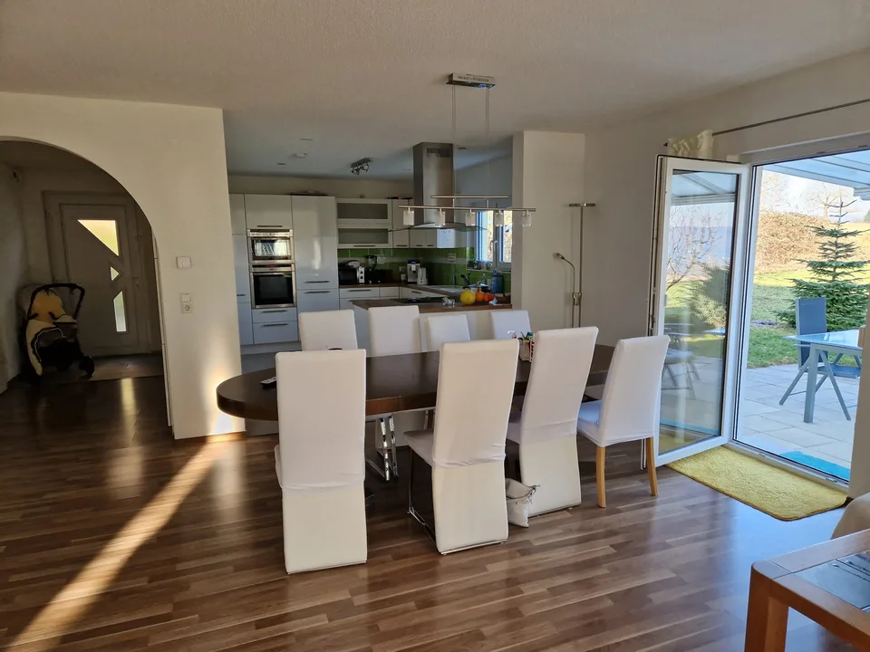 barrierefreies 4,5 Zimmer-Haus, ruhige Lage, Fernsicht