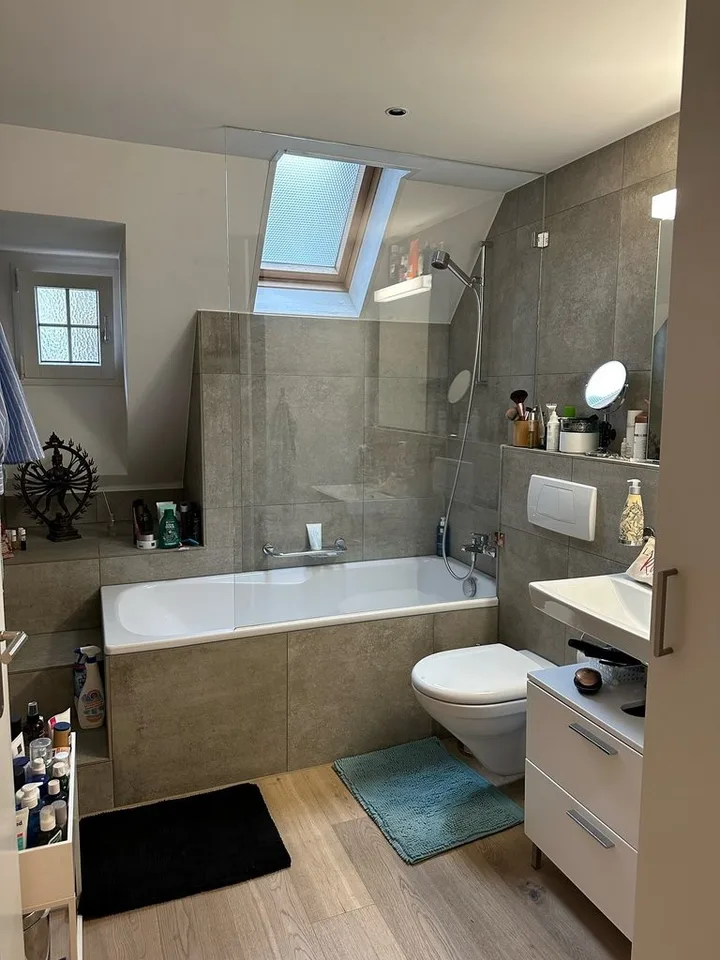 Attraktive 2.5-Zimmerwohnung mit Balkon in Münchenbuchsee