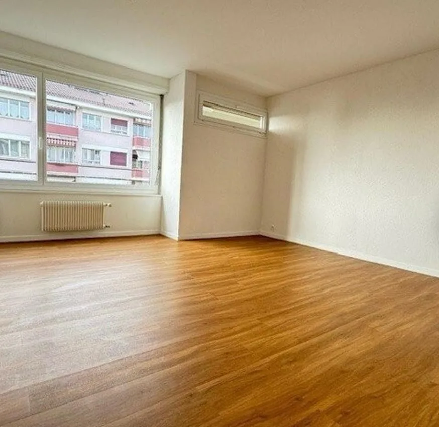 Appartement idéalement situé à Pully