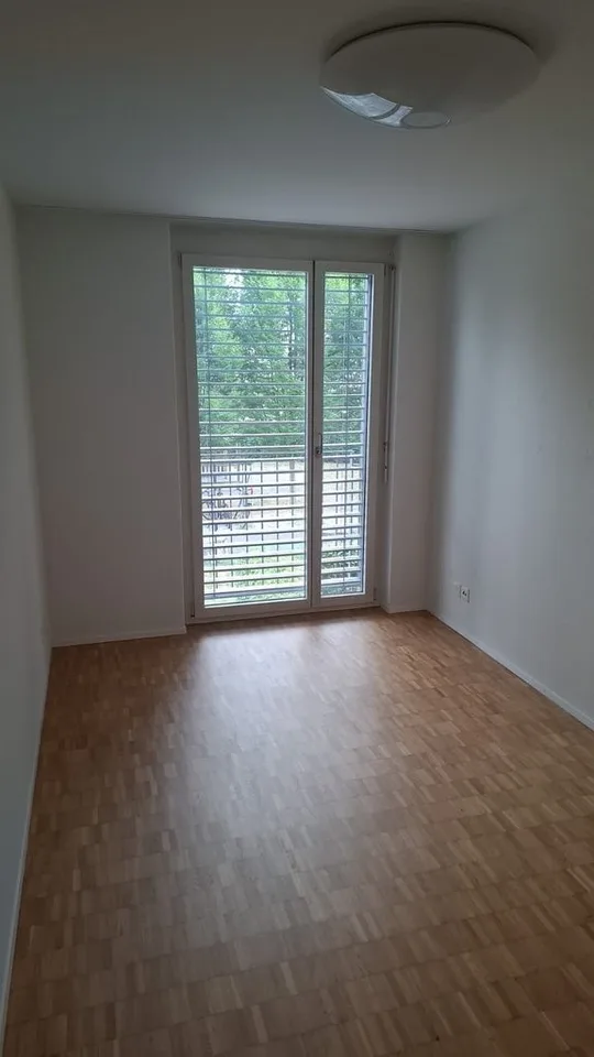 Moderne 3.5 Zimmerwohnung in Bassersdorf