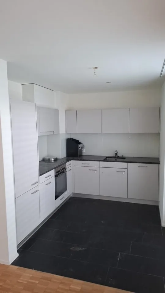 Moderne 3.5 Zimmerwohnung in Bassersdorf