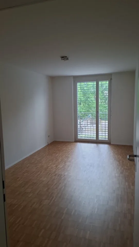 Moderne 3.5 Zimmerwohnung in Bassersdorf