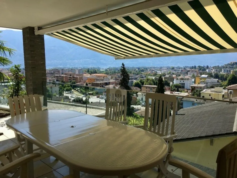 7 Zimmer Etagenwohnung in Solduno – foto 2 di 11