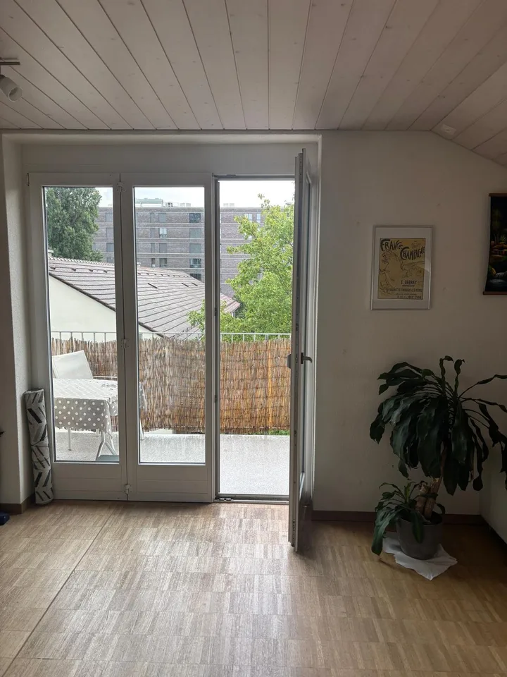 Bright 4.5-room apartment on the 3rd floor in Bern-Bümpliz
