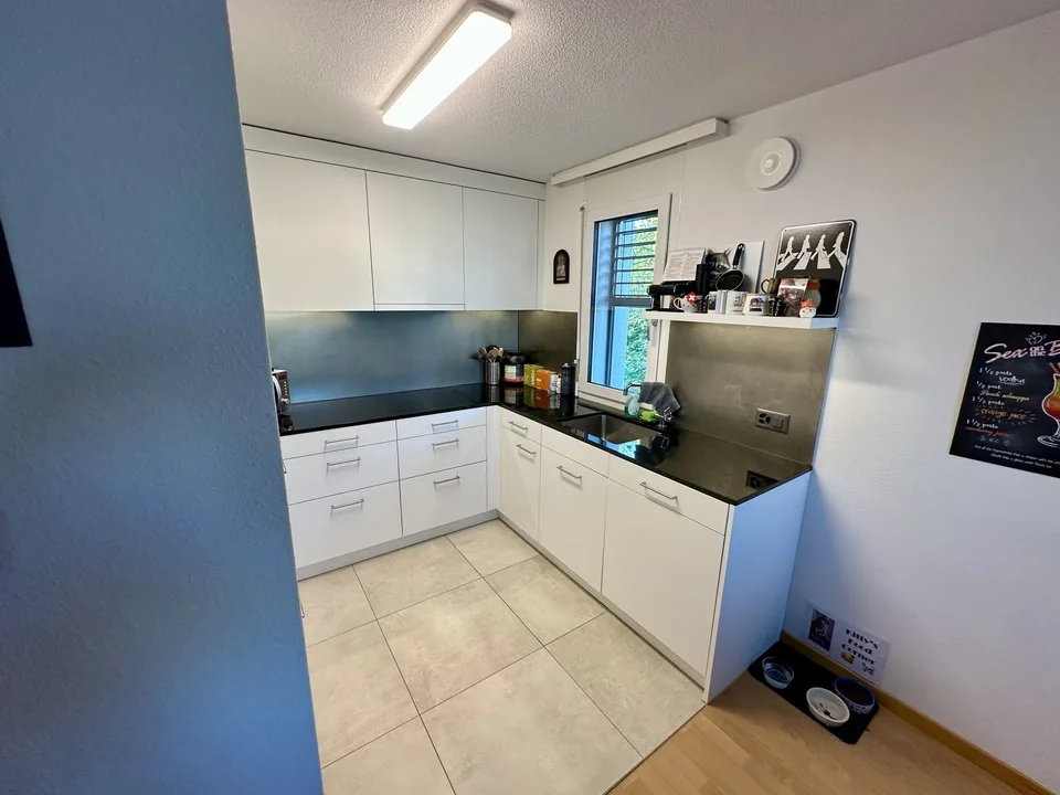 Moderne 2.5-Zimmer-Wohnung in Buchs ZH