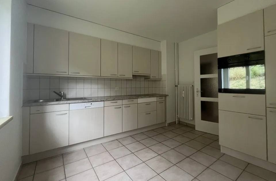 Beautiful apartment with unobstructed view of the Chasseral chain