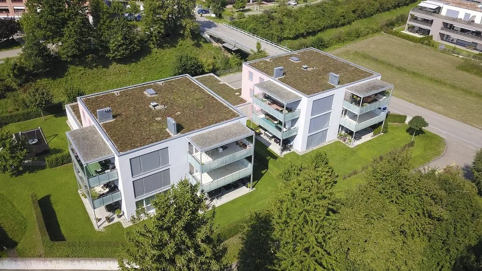 Appartamento moderno 3.5 locali con ampio balcone in affitto