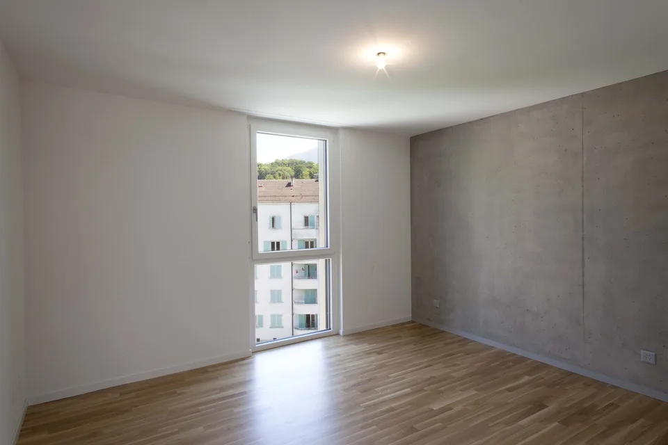 Appartement moderne de 2.5 pièces de 55 m2 avec balcon au 2ème étage !